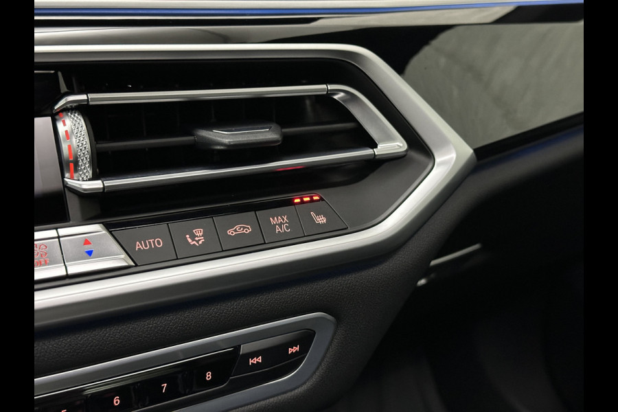 BMW X5 xDrive45e M-Sport | Panorama | 360 Camera | 96% SOH | ACC | Leder Indiv. | Laser-LED | Harman-Kardon | Rij-Assistent Pro | Memory | Head-Up | Trekhaak | 4-Zone Clima | Beker Koeling & Verwarming | Stuurverwarming | Comfortstoelen | Keyless-Entry | M-Gordels | Sfeerverlichting | Carplay |