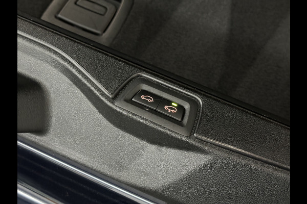 BMW X5 xDrive45e M-Sport | Panorama | 360 Camera | 96% SOH | ACC | Leder Indiv. | Laser-LED | Harman-Kardon | Rij-Assistent Pro | Memory | Head-Up | Trekhaak | 4-Zone Clima | Beker Koeling & Verwarming | Stuurverwarming | Comfortstoelen | Keyless-Entry | M-Gordels | Sfeerverlichting | Carplay |