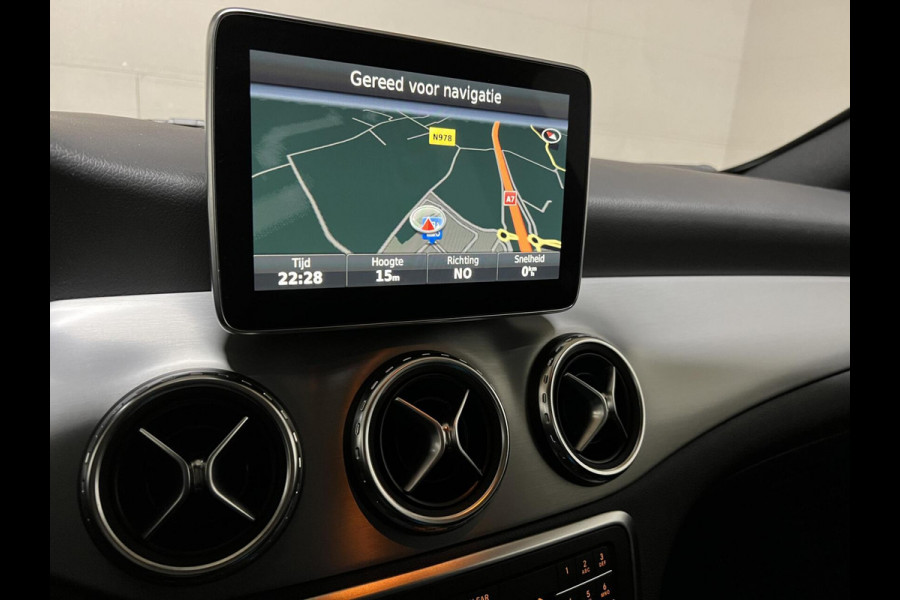 Mercedes-Benz GLA 180 AMG Pano H/K Memory Leer Cruise Clima NAP