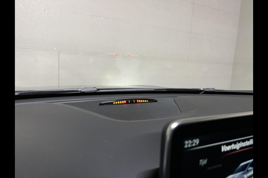 Mercedes-Benz GLA 180 AMG Pano H/K Memory Leer Cruise Clima NAP