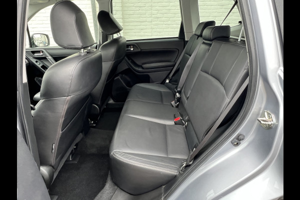 Subaru Forester 2.0 AWD Premium | Trekhaak | Pano | Memory | Dodehoek | BOMVOL!