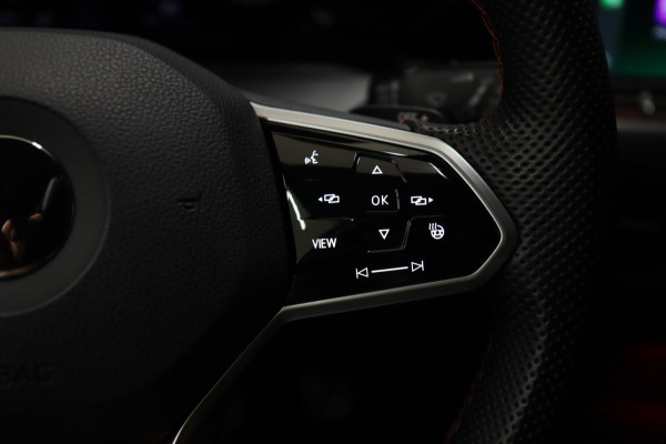 Volkswagen Golf 2.0 TSI GTI 45 JAHRE CLUBSPORT AKRA/PANO/ACC/CAM/CARPLAY/IQ-LIGHT/VOLL Volkswagen Golf 2.0 TSI GTI 45 JAHRE CLUBSPORT AKRA/PANO/ACC/CAM/CARPLAY/IQ-LIGHT/VOLL