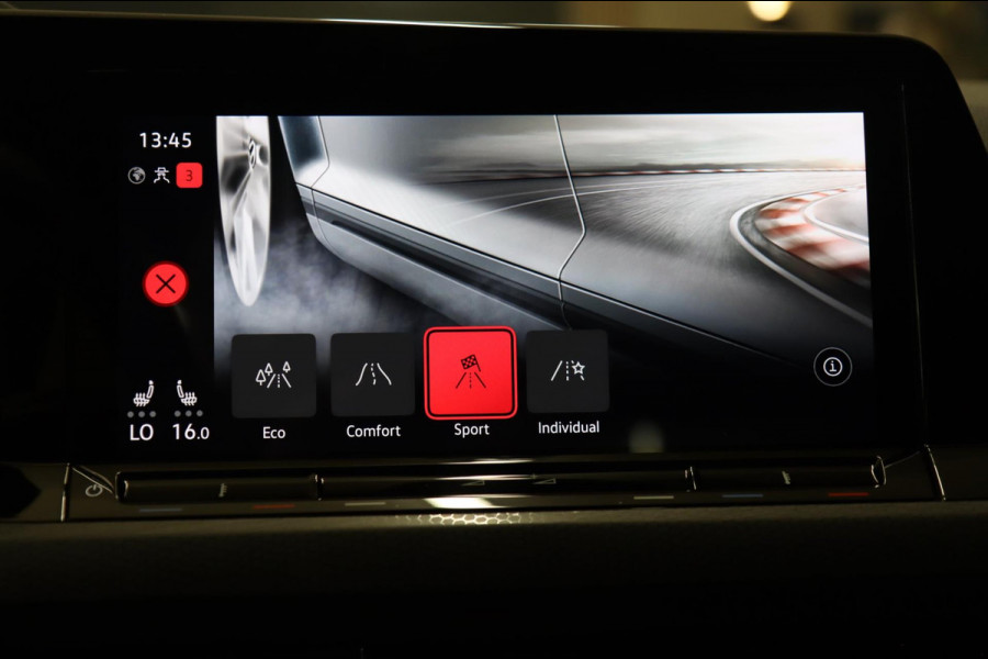 Volkswagen Golf 2.0 TSI GTI 45 JAHRE CLUBSPORT AKRA/PANO/ACC/CAM/CARPLAY/IQ-LIGHT/VOLL Volkswagen Golf 2.0 TSI GTI 45 JAHRE CLUBSPORT AKRA/PANO/ACC/CAM/CARPLAY/IQ-LIGHT/VOLL