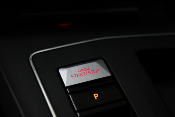 Volkswagen Golf 2.0 TSI GTI 45 JAHRE CLUBSPORT AKRA/PANO/ACC/CAM/CARPLAY/IQ-LIGHT/VOLL Volkswagen Golf 2.0 TSI GTI 45 JAHRE CLUBSPORT AKRA/PANO/ACC/CAM/CARPLAY/IQ-LIGHT/VOLL