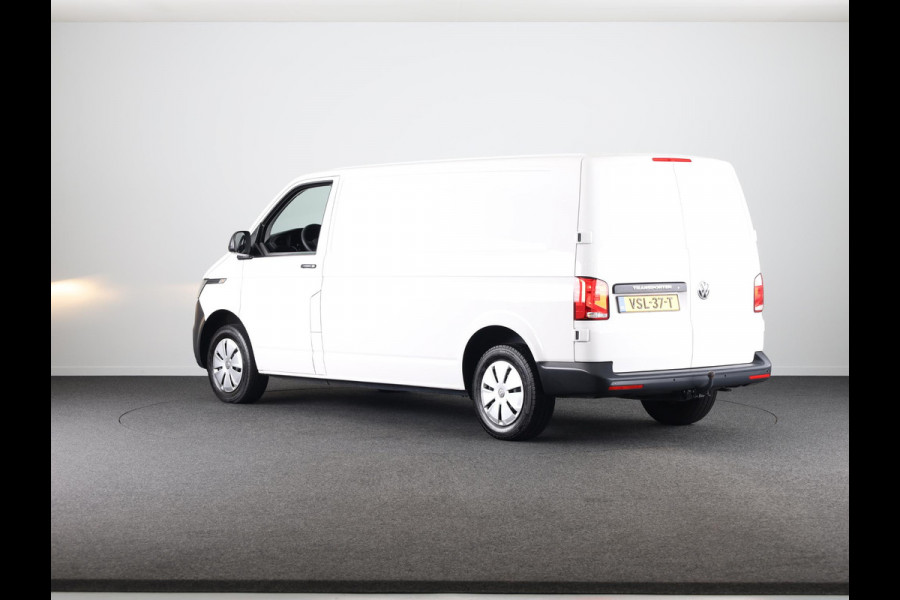 Volkswagen Transporter 2.0 TDI L2H1 28 150 pk | Airco | Trekhaak | Parkeersensoren | Elektr. spiegels (inklapbaar) |