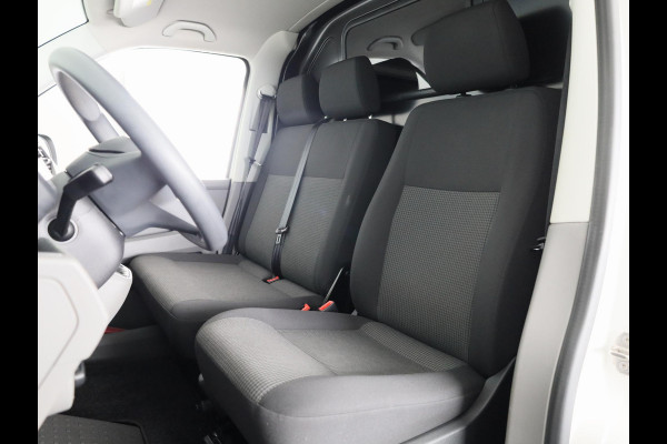 Volkswagen Transporter 2.0 TDI L2H1 28 150 pk | Airco | Trekhaak | Parkeersensoren | Elektr. spiegels (inklapbaar) |