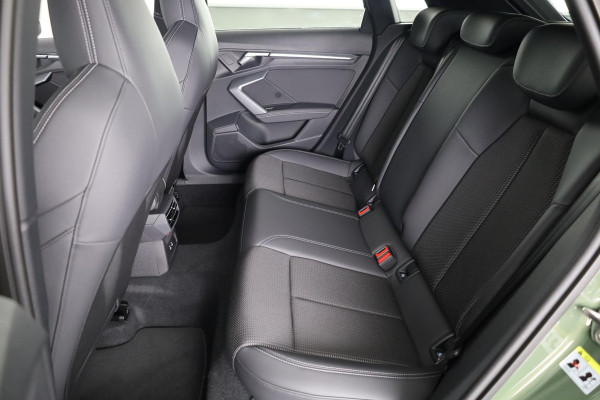 Audi A3 Sportback 40 TFSI e S edition 204pk | Verlengde garantie | Parkeercamera | Adaptieve cruise controle | Optiek pakket zwart Plus | Extra geting glas
