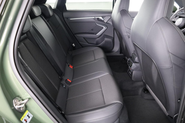 Audi A3 Sportback 40 TFSI e S edition 204pk | Verlengde garantie | Parkeercamera | Adaptieve cruise controle | Optiek pakket zwart Plus | Extra geting glas