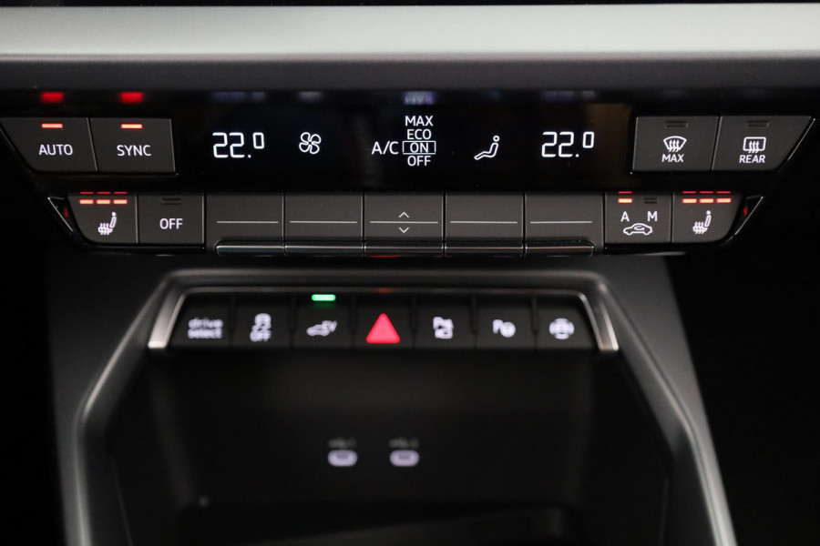 Audi A3 Sportback 40 TFSI e S edition 204pk | Verlengde garantie | Parkeercamera | Adaptieve cruise controle | Optiek pakket zwart Plus | Extra geting glas
