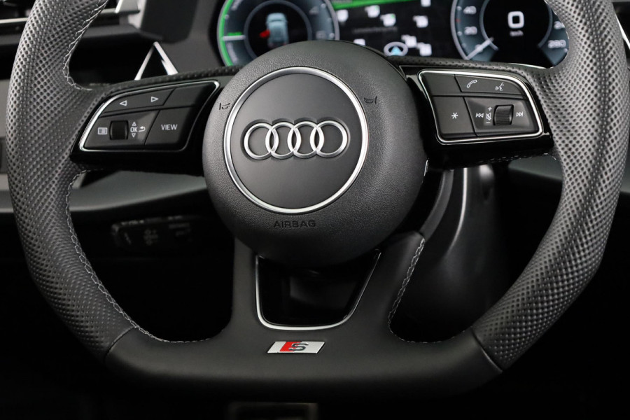 Audi A3 Sportback 40 TFSI e S edition 204pk | Verlengde garantie | Parkeercamera | Adaptieve cruise controle | Optiek pakket zwart Plus | Extra geting glas
