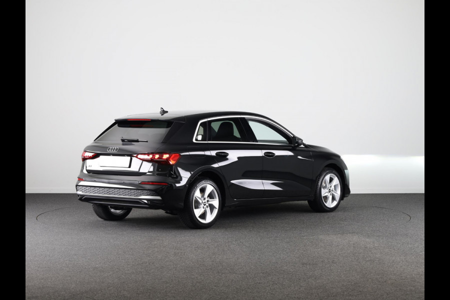 Audi A3 Sportback 40 TFSI e Advanced edition 204pk | Verlengde garantie | Navigatie | Extra getint glas | Verwarmbare voorstoelen Audi A3 Sportback 40 TFSI e Advanced edition 204pk | Verlengde garantie | Navigatie | Extra getint glas | Verwarmbare voorstoelen