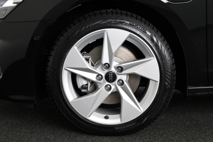 Audi A3 Sportback 40 TFSI e Advanced edition 204pk | Verlengde garantie | Navigatie | Extra getint glas | Verwarmbare voorstoelen Audi A3 Sportback 40 TFSI e Advanced edition 204pk | Verlengde garantie | Navigatie | Extra getint glas | Verwarmbare voorstoelen