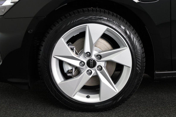 Audi A3 Sportback 40 TFSI e Advanced edition 204pk | Verlengde garantie | Navigatie | Extra getint glas | Verwarmbare voorstoelen Audi A3 Sportback 40 TFSI e Advanced edition 204pk | Verlengde garantie | Navigatie | Extra getint glas | Verwarmbare voorstoelen