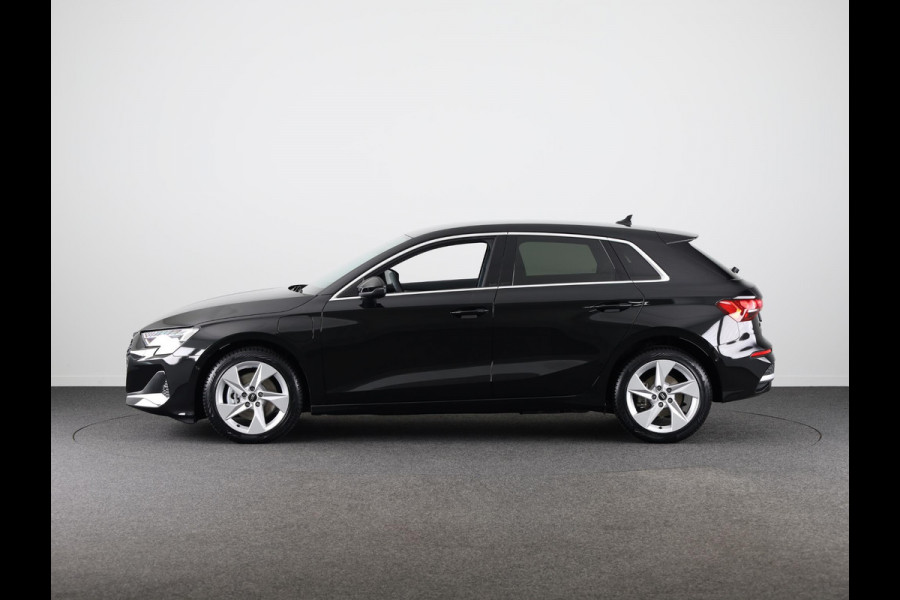 Audi A3 Sportback 40 TFSI e Advanced edition 204pk | Verlengde garantie | Navigatie | Extra getint glas | Verwarmbare voorstoelen Audi A3 Sportback 40 TFSI e Advanced edition 204pk | Verlengde garantie | Navigatie | Extra getint glas | Verwarmbare voorstoelen