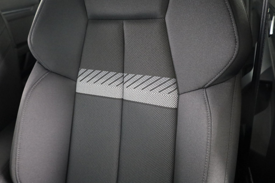 Audi A3 Sportback 40 TFSI e Advanced edition 204pk | Verlengde garantie | Navigatie | Extra getint glas | Verwarmbare voorstoelen Audi A3 Sportback 40 TFSI e Advanced edition 204pk | Verlengde garantie | Navigatie | Extra getint glas | Verwarmbare voorstoelen