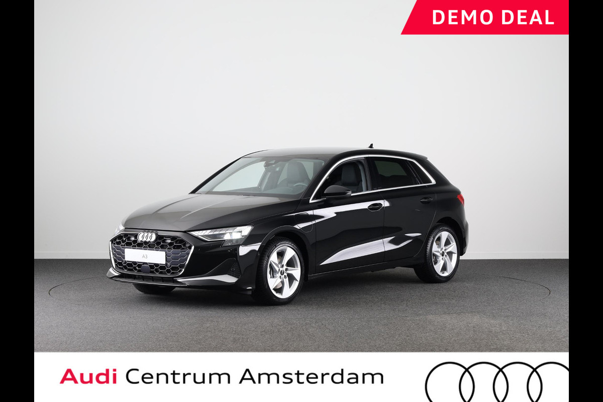 Audi A3 Sportback 40 TFSI e Advanced edition 204pk | Verlengde garantie | Navigatie | Extra getint glas | Verwarmbare voorstoelen Audi A3 Sportback 40 TFSI e Advanced edition 204pk | Verlengde garantie | Navigatie | Extra getint glas | Verwarmbare voorstoelen
