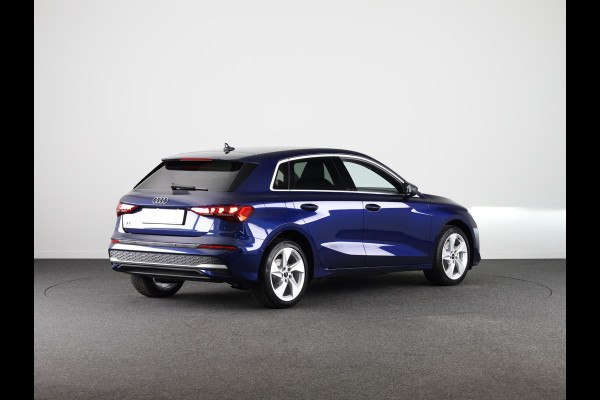Audi A3 Sportback 40 TFSI e Advanced edition 204pk | Verlengde garantie | Navigatie | Extra getint glas | Verwarmbare voorstoelen Audi A3 Sportback 40 TFSI e Advanced edition 204pk | Verlengde garantie | Navigatie | Extra getint glas | Verwarmbare voorstoelen