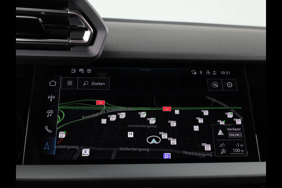 Audi A3 Sportback 40 TFSI e Advanced edition 204pk | Verlengde garantie | Navigatie | Extra getint glas | Verwarmbare voorstoelen Audi A3 Sportback 40 TFSI e Advanced edition 204pk | Verlengde garantie | Navigatie | Extra getint glas | Verwarmbare voorstoelen