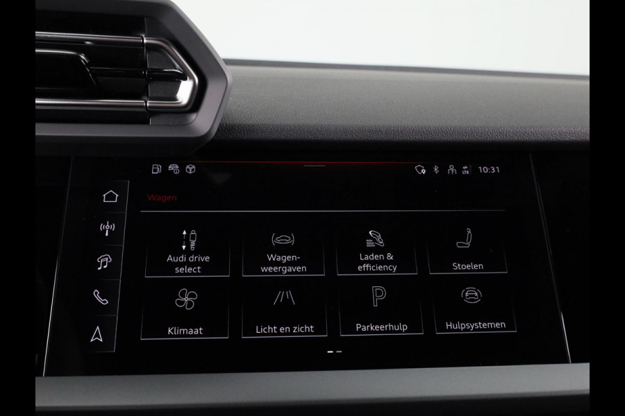 Audi A3 Sportback 40 TFSI e Advanced edition 204pk | Verlengde garantie | Navigatie | Extra getint glas | Verwarmbare voorstoelen Audi A3 Sportback 40 TFSI e Advanced edition 204pk | Verlengde garantie | Navigatie | Extra getint glas | Verwarmbare voorstoelen