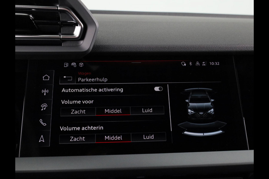 Audi A3 Sportback 40 TFSI e Advanced edition 204pk | Verlengde garantie | Navigatie | Extra getint glas | Verwarmbare voorstoelen Audi A3 Sportback 40 TFSI e Advanced edition 204pk | Verlengde garantie | Navigatie | Extra getint glas | Verwarmbare voorstoelen