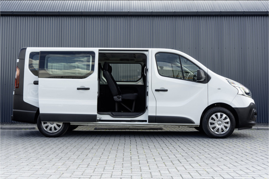 Renault Trafic **dCi 95 T29 L2H1 | 9-Persoons | Navi | LED | Cruise | Airco | Euro 6** Renault Trafic **dCi 95 T29 L2H1 | 9-Persoons | Navi | LED | Cruise | Airco | Euro 6**