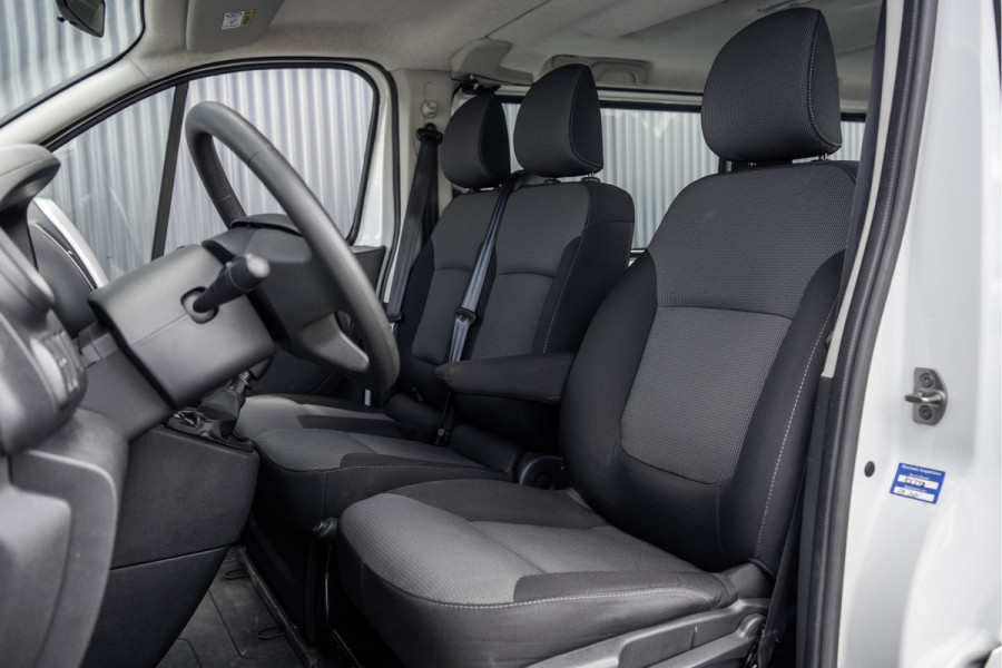 Renault Trafic **dCi 95 T29 L2H1 | 9-Persoons | Navi | LED | Cruise | Airco | Euro 6** Renault Trafic **dCi 95 T29 L2H1 | 9-Persoons | Navi | LED | Cruise | Airco | Euro 6**