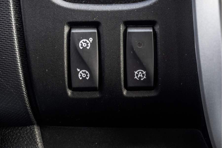 Renault Trafic **dCi 95 T29 L2H1 | 9-Persoons | Navi | LED | Cruise | Airco | Euro 6** Renault Trafic **dCi 95 T29 L2H1 | 9-Persoons | Navi | LED | Cruise | Airco | Euro 6**