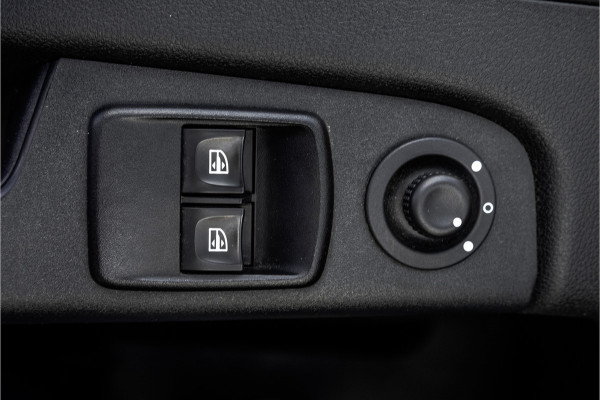 Renault Trafic **dCi 95 T29 L2H1 | 9-Persoons | Navi | LED | Cruise | Airco | Euro 6** Renault Trafic **dCi 95 T29 L2H1 | 9-Persoons | Navi | LED | Cruise | Airco | Euro 6**