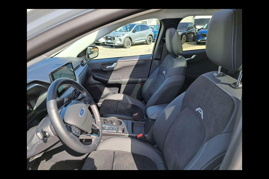 Ford Kuga 2.5 FHEV Active X | 190pk | Driver Assistance Pack | Technology Pack | Winterpack | Panoramadak | All Weather Banden | Geen stekker nodig Ford Kuga 2.5 FHEV Active X | 190pk | Driver Assistance Pack | Technology Pack | Winterpack | Panoramadak | All Weather Banden | Geen stekker nodig