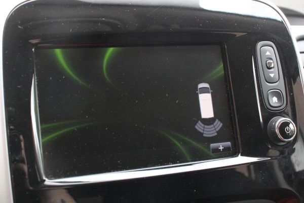 Renault Trafic Passenger 1.6 dCi Grand Authentique Energy incl. BPM/ BTW  L2H1 8 persoons !  Navigatie Airco voor en achter Parkeer sensoren Cruise Control Bumpers in kleur