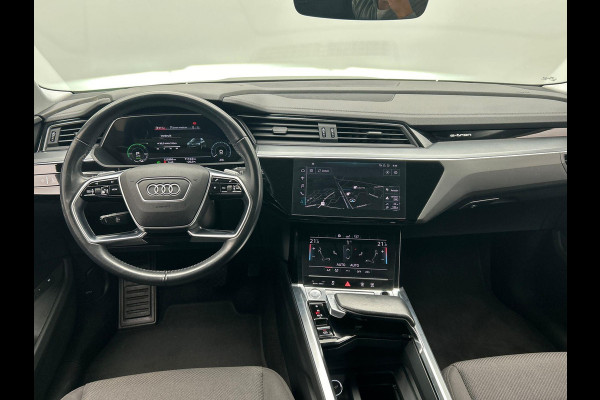 Audi e-tron E-tron 50 quattro Launch edition 71 kWh Origineel NL Virtual Audi e-tron E-tron 50 quattro Launch edition 71 kWh Origineel NL Virtual