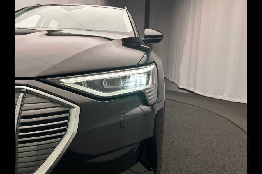 Audi e-tron E-tron 50 quattro Launch edition 71 kWh Origineel NL Virtual Audi e-tron E-tron 50 quattro Launch edition 71 kWh Origineel NL Virtual