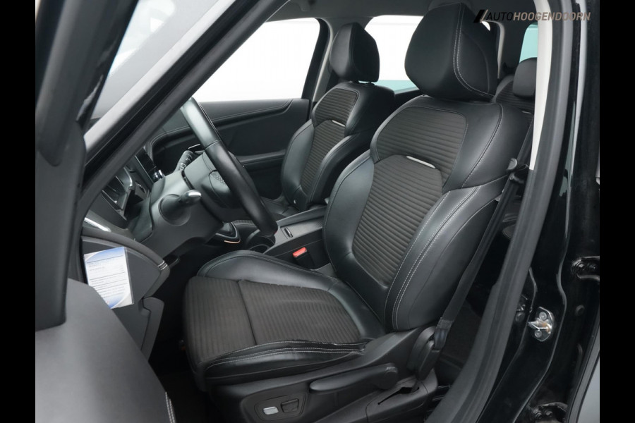 Renault Grand Scénic 1.3 TCe Bose 7p. (APPLE CARPLAY,LED,KEYLESS,DODEHOEK,MASSAGE,CAMERA,COMFORT-STOELEN,TREKHAAK,LM-VELGEN)