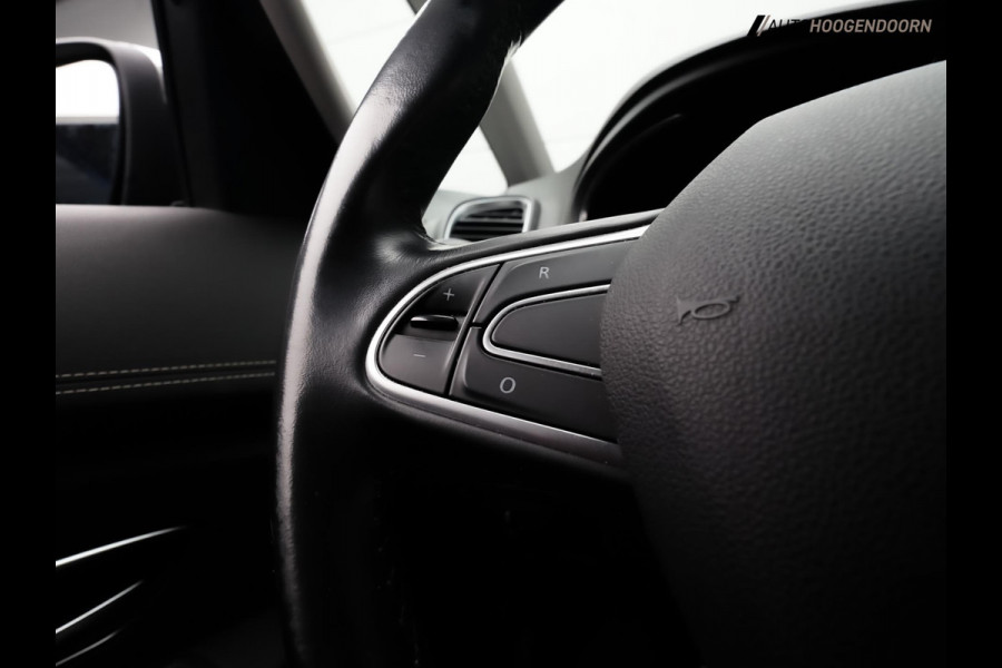 Renault Grand Scénic 1.3 TCe Bose 7p. (APPLE CARPLAY,LED,KEYLESS,DODEHOEK,MASSAGE,CAMERA,COMFORT-STOELEN,TREKHAAK,LM-VELGEN)