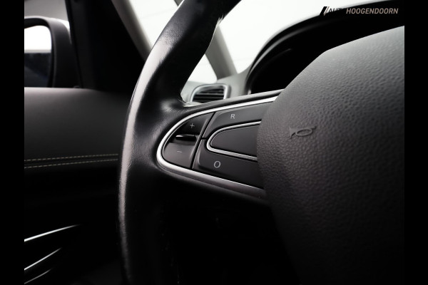 Renault Grand Scénic 1.3 TCe Bose 7p. (APPLE CARPLAY,LED,KEYLESS,DODEHOEK,MASSAGE,CAMERA,COMFORT-STOELEN,TREKHAAK,LM-VELGEN)