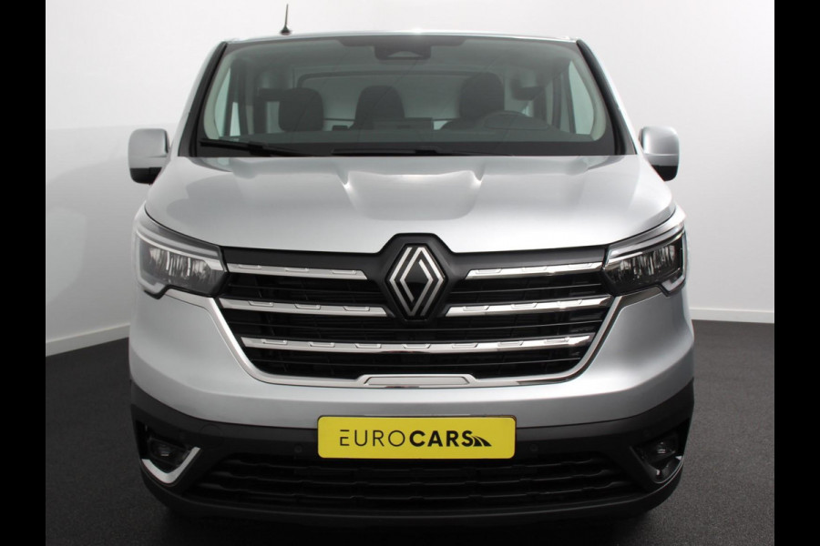 Renault Trafic 2.0 Blue dCi 110 T30 L2H1 Advance Navigatie bluetooth DAB Camera Airco Trekhaak Houten bekleding Lichtmetalen velgen