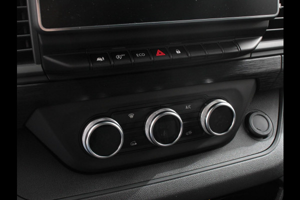 Renault Trafic 2.0 Blue dCi 110 T30 L2H1 Advance Navigatie bluetooth DAB Camera Airco Trekhaak Houten bekleding Lichtmetalen velgen