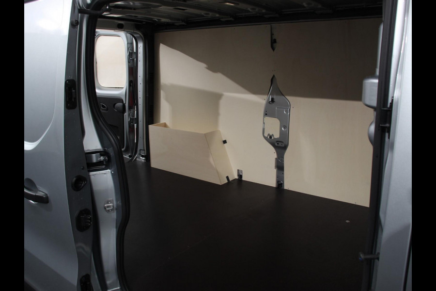 Renault Trafic 2.0 Blue dCi 110 T30 L2H1 Advance Navigatie bluetooth DAB Camera Airco Trekhaak Houten bekleding Lichtmetalen velgen