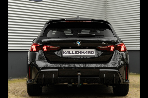 BMW 1-serie 120 M-Sport Pro - Pano - Trekhaak - Driving Ass - Camera BMW 1-serie 120 M-Sport Pro - Pano - Trekhaak - Driving Ass - Camera