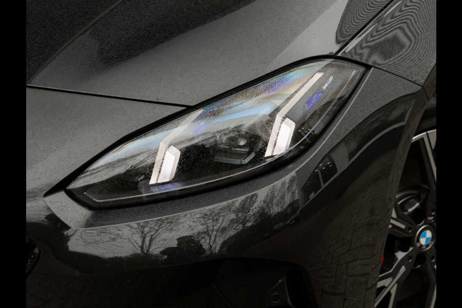 BMW 1-serie 120 M-Sport Pro - Pano - Trekhaak - Driving Ass - Camera BMW 1-serie 120 M-Sport Pro - Pano - Trekhaak - Driving Ass - Camera