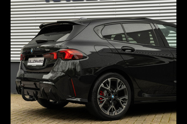 BMW 1-serie 120 M-Sport Pro - Pano - Trekhaak - Driving Ass - Camera BMW 1-serie 120 M-Sport Pro - Pano - Trekhaak - Driving Ass - Camera