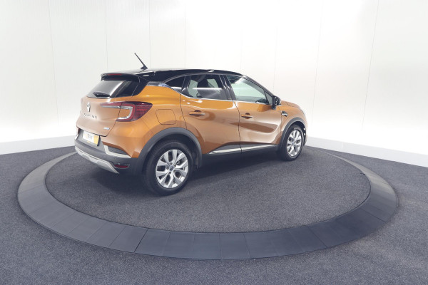 Renault Captur 1.6 E-Tech Plug-in Hybrid 160 Intens | Allseason Banden | Parkeersensoren