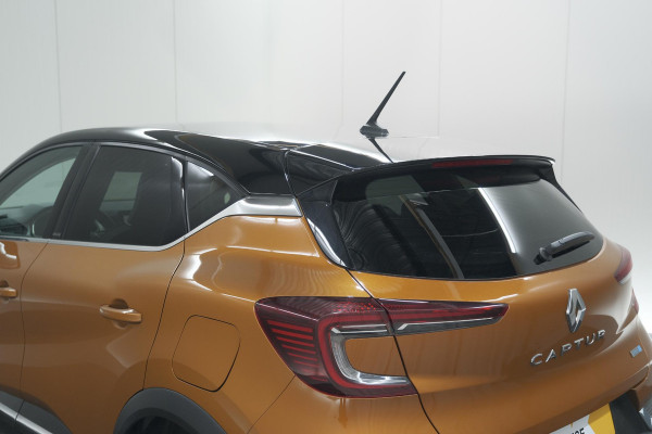 Renault Captur 1.6 E-Tech Plug-in Hybrid 160 Intens | Allseason Banden | Parkeersensoren