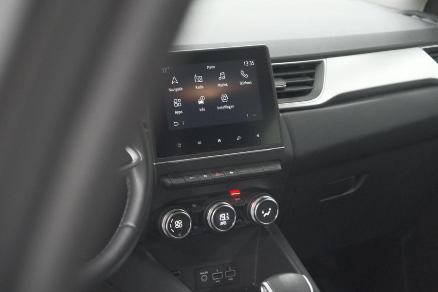 Renault Captur 1.6 E-Tech Plug-in Hybrid 160 Intens | Allseason Banden | Parkeersensoren