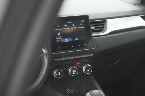 Renault Captur 1.6 E-Tech Plug-in Hybrid 160 Intens | Allseason Banden | Parkeersensoren