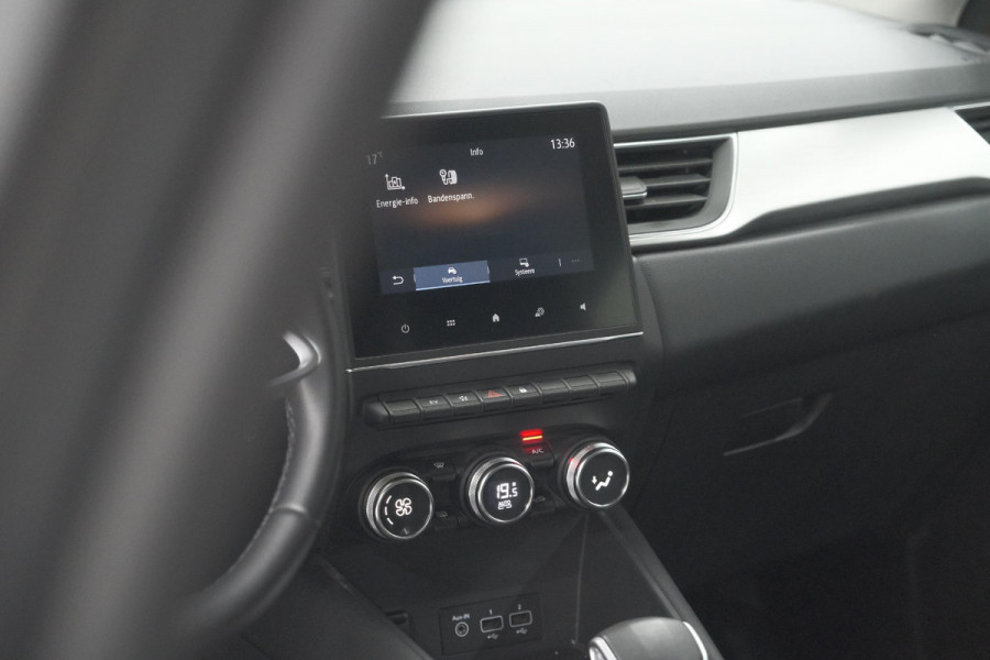 Renault Captur 1.6 E-Tech Plug-in Hybrid 160 Intens | Allseason Banden | Parkeersensoren