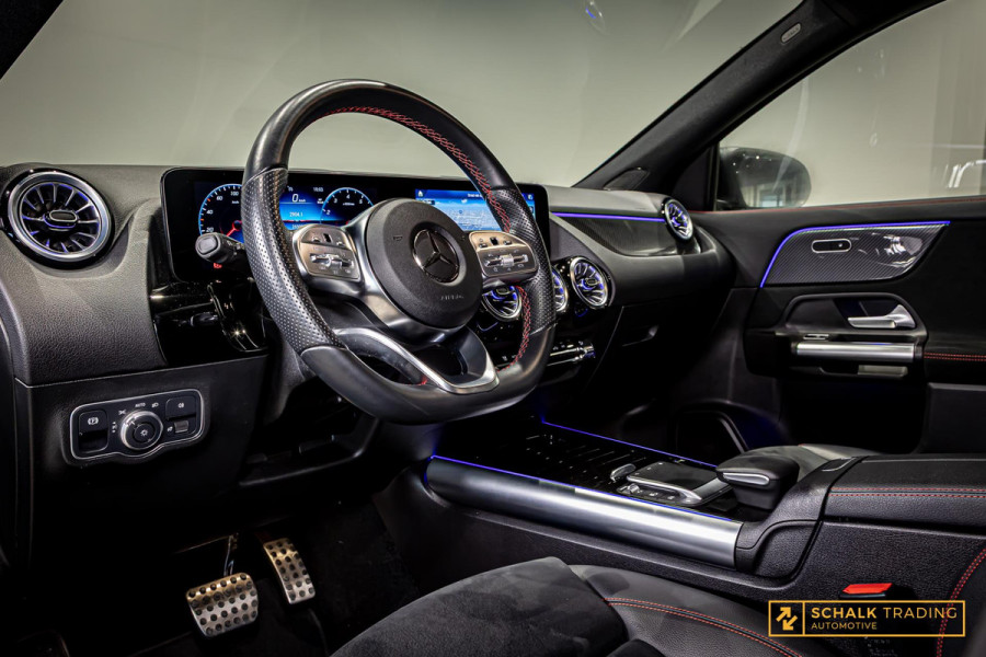 Mercedes-Benz GLA 200 AMG Line|Ambient|Camera|Dealer Mercedes-Benz GLA 200 AMG Line|Ambient|Camera|Dealer