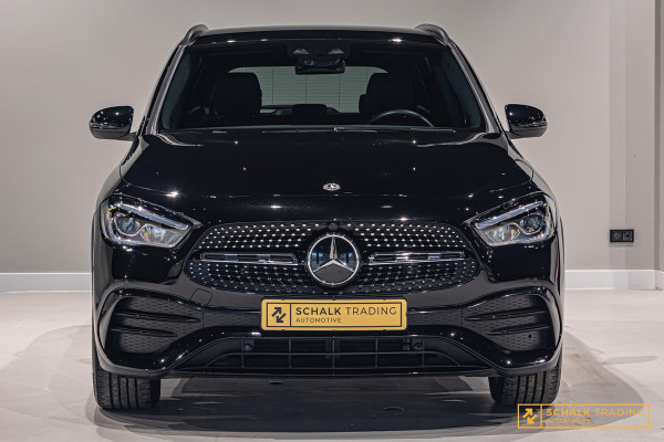 Mercedes-Benz GLA 200 AMG Line|Ambient|Camera|Dealer Mercedes-Benz GLA 200 AMG Line|Ambient|Camera|Dealer