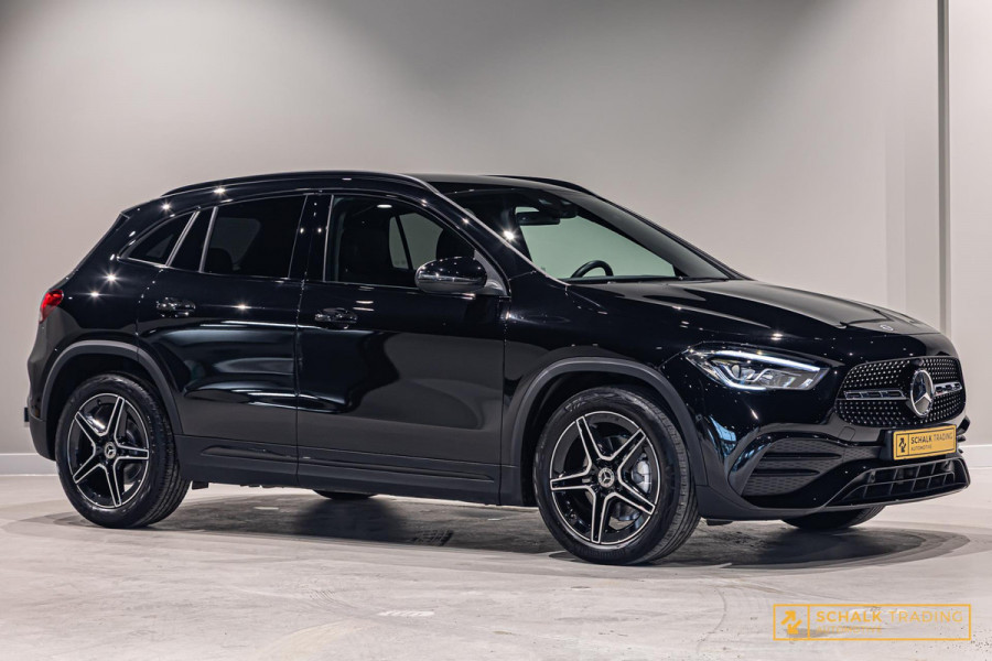 Mercedes-Benz GLA 200 AMG Line|Ambient|Camera|Dealer Mercedes-Benz GLA 200 AMG Line|Ambient|Camera|Dealer