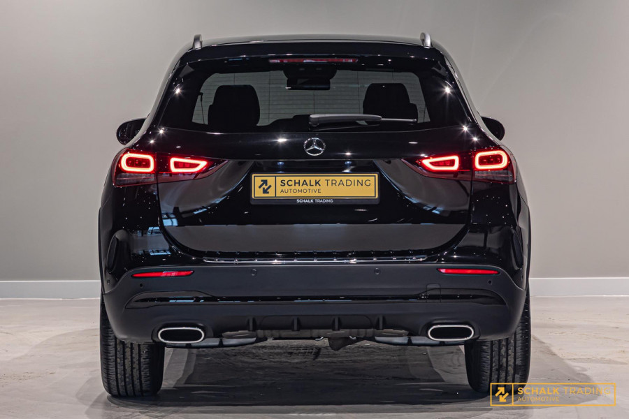 Mercedes-Benz GLA 200 AMG Line|Ambient|Camera|Dealer Mercedes-Benz GLA 200 AMG Line|Ambient|Camera|Dealer